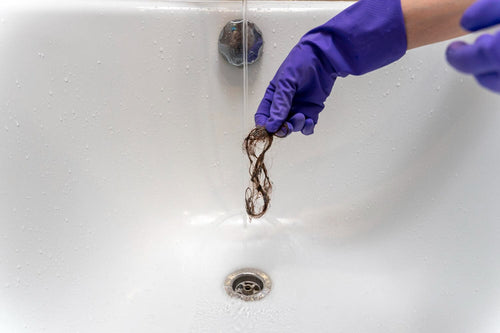 How Our ShowerShroom Prevents Hair Clogs